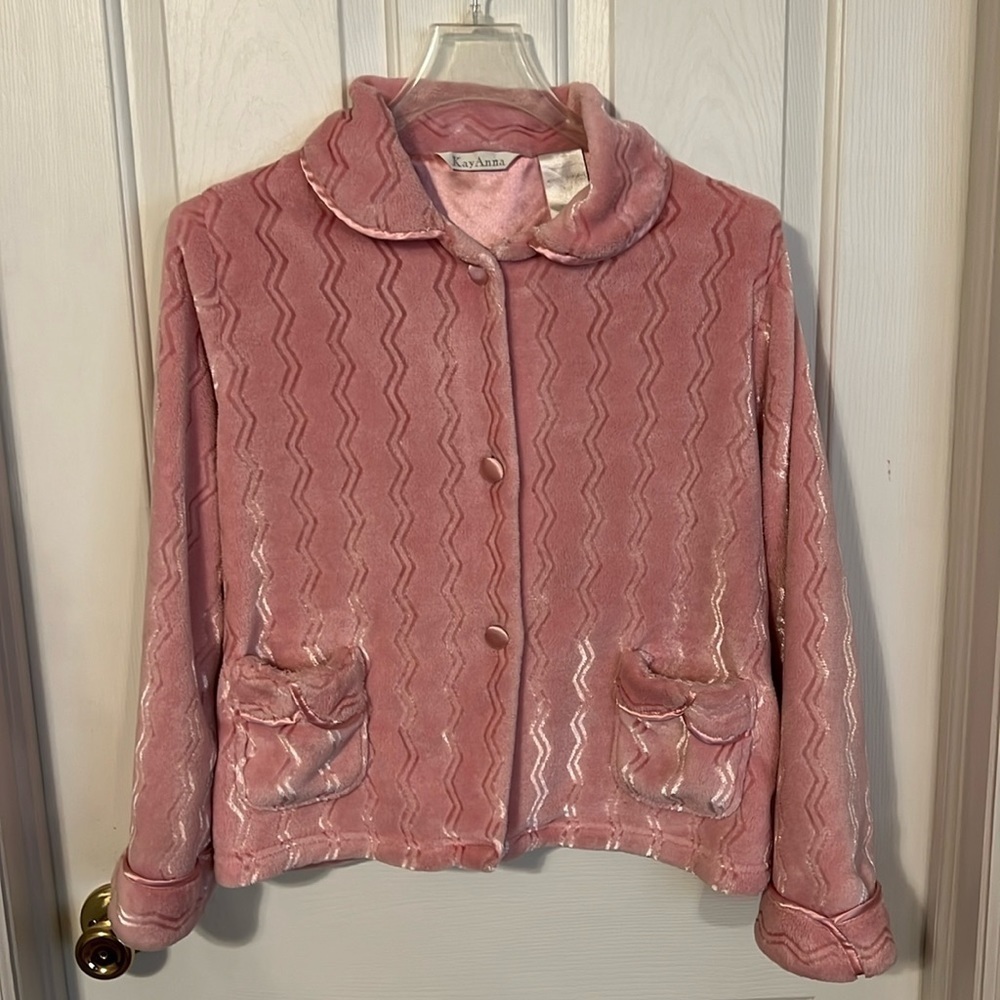 Kay Anna bed jacket. Size S. Plush, 2 pockets, long sleeves. Chenille,soft, cozy